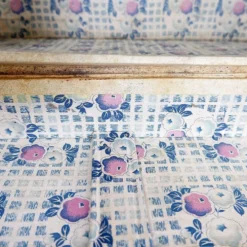 Malle/Coffre en cuir laqué rouge chinois du début du XXe siècle