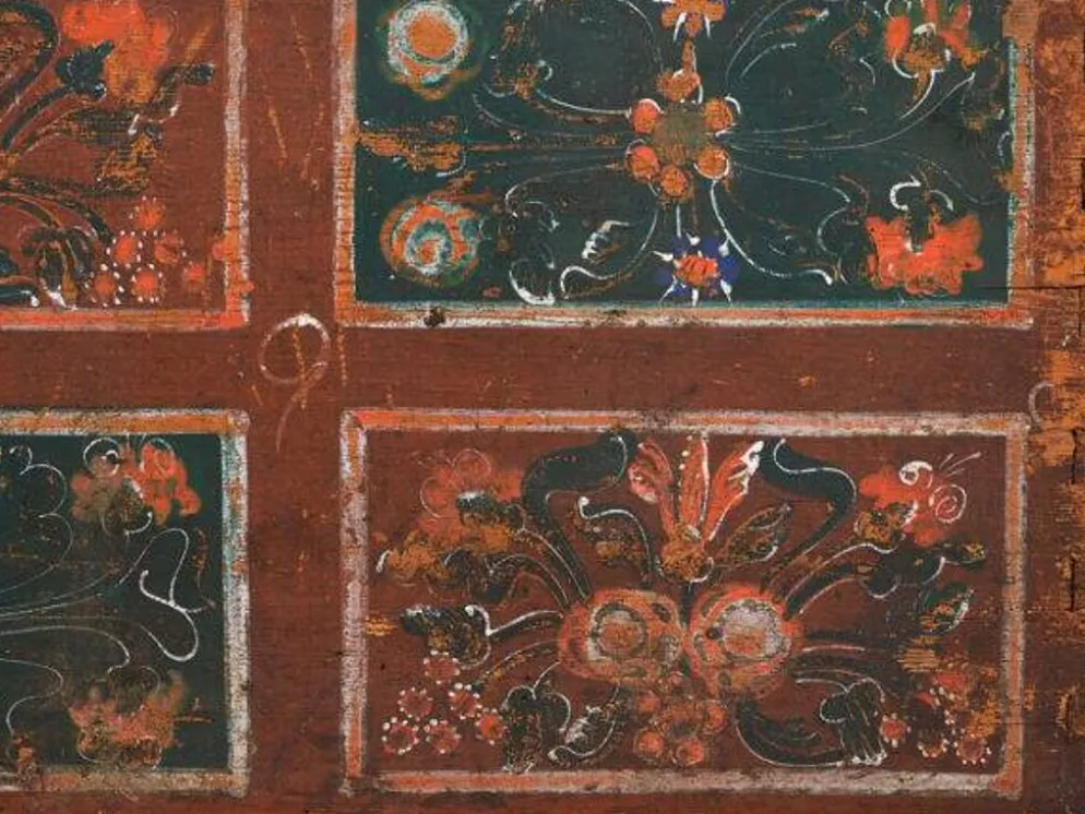 Malle de rangement ancienne avec décoration florale (année 1895) #102