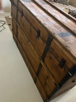 Malle en bois