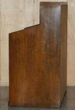 Meuble ancien anglais Art Déco en chêne sculpté à la main, 26 tiroirs