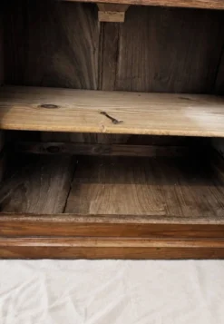 Meuble ancien en bois, marbre blanc–coiffeuse, console, meuble toilett
