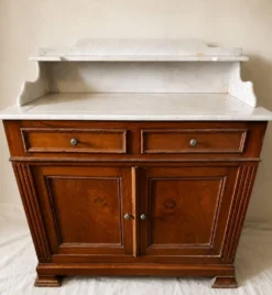 Meuble ancien en bois, marbre blanc–coiffeuse, console, meuble toilett