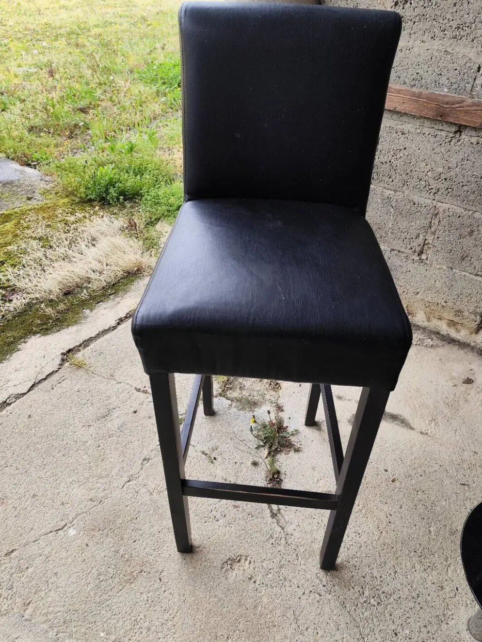 Meuble bar avec un tanouret