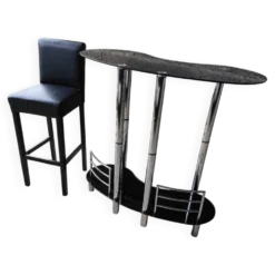 Meuble bar avec un tanouret
