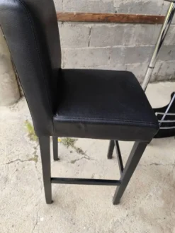 Meuble bar avec un tanouret