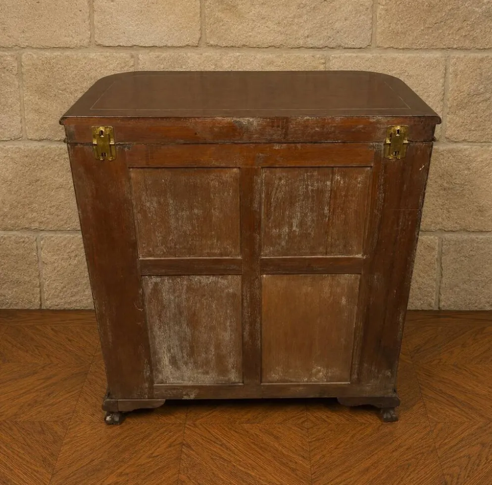 Meuble bar chinois sculpté en bois – XXe siècle