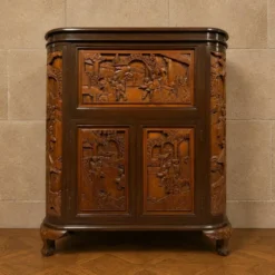 Meuble bar chinois sculpté en bois – XXe siècle