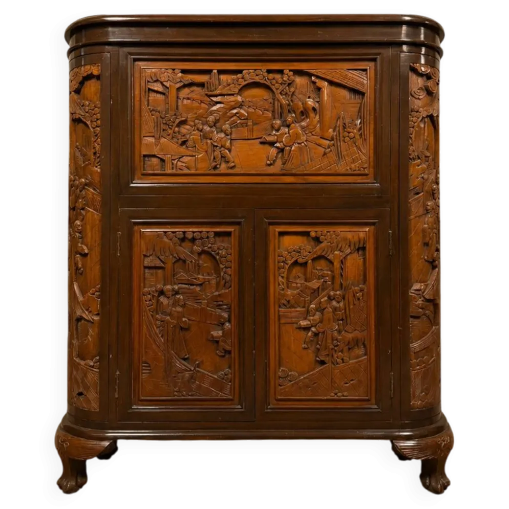 Meuble bar chinois sculpté en bois – XXe siècle