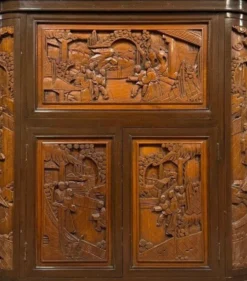 Meuble bar chinois sculpté en bois – XXe siècle