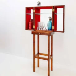 Meuble bar contemporain en bois