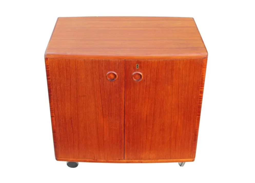 Meuble bar danois en teck par Illum Wikkelsø pour CFC Silkeborg, années 196