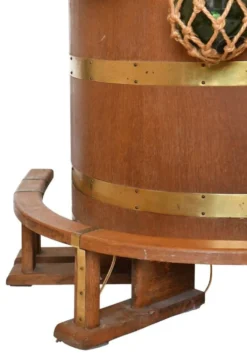 Meuble bar à décor marine