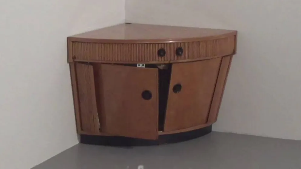 Meuble bar en bois clair attribué à Paolo Buffa, années 1940