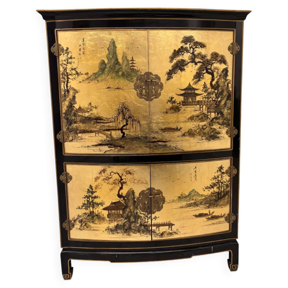 Meuble bar galbé d'inspiration chinoise, laque noire et intérieur rouge