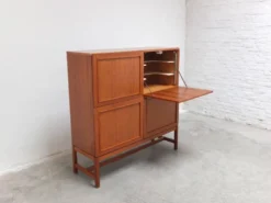 Meuble bar par Oswald Vermaercke pour V-Form, 1966