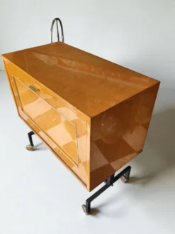 Meuble bar rangement bas sur roulettes années 60