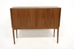 Meuble-bar scandinave en noyer, Sola Møbelfabrik Ganddal, Norvège, 1960