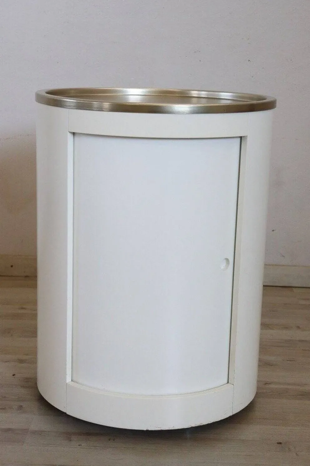 Meuble bar Space Age sur roulettes avec porte coulissante, années 1960