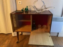 Meuble bar vernis années 50