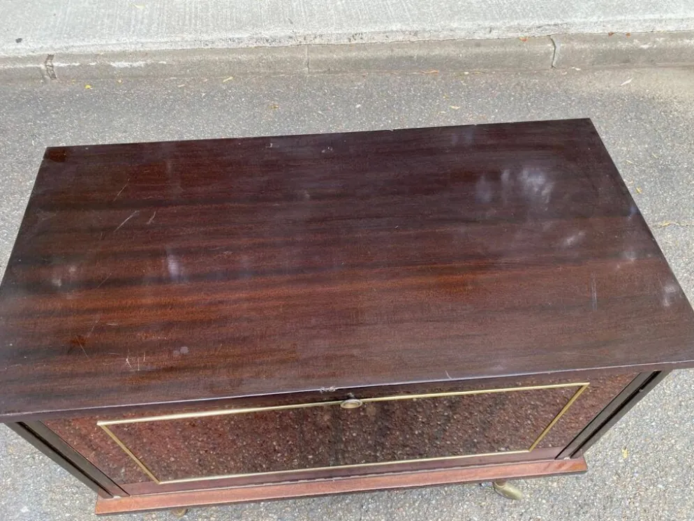 Meuble bar vintage rétro mid-century sur roulettes avec éclairage 1960
