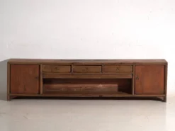 Meuble bas ancien en bois de pin – Chine, vers 1900