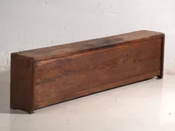 Meuble bas ancien en bois de pin – Chine, vers 1900