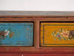 Meuble bas ancien en bois d’orme – Chine, vers 1900