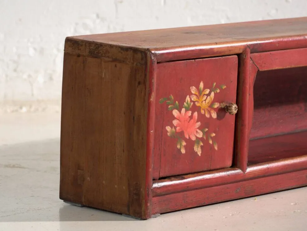 Meuble bas ancien en bois d’orme – Chine, vers 1900