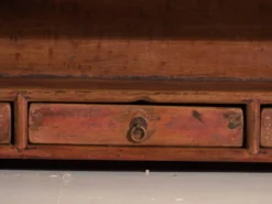 Meuble bas ancien en bois d’orme – Chine, vers 1900