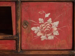 Meuble bas ancien en bois d’orme – Chine, vers 1900
