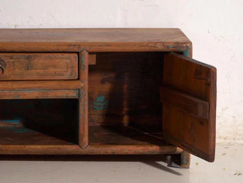 Meuble bas ancien en bois d’orme – Chine, vers 1900