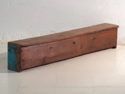 Meuble bas ancien en bois d’orme – Chine, vers 1900