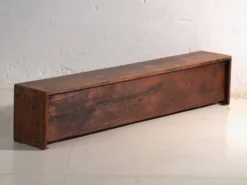 Meuble bas ancien en bois d’orme – Chine, vers 1900