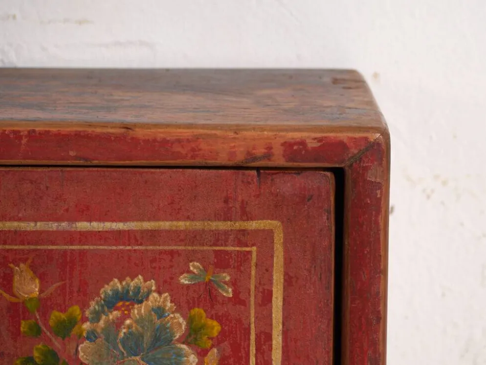 Meuble bas ancien en bois d’orme – Chine, vers 1900