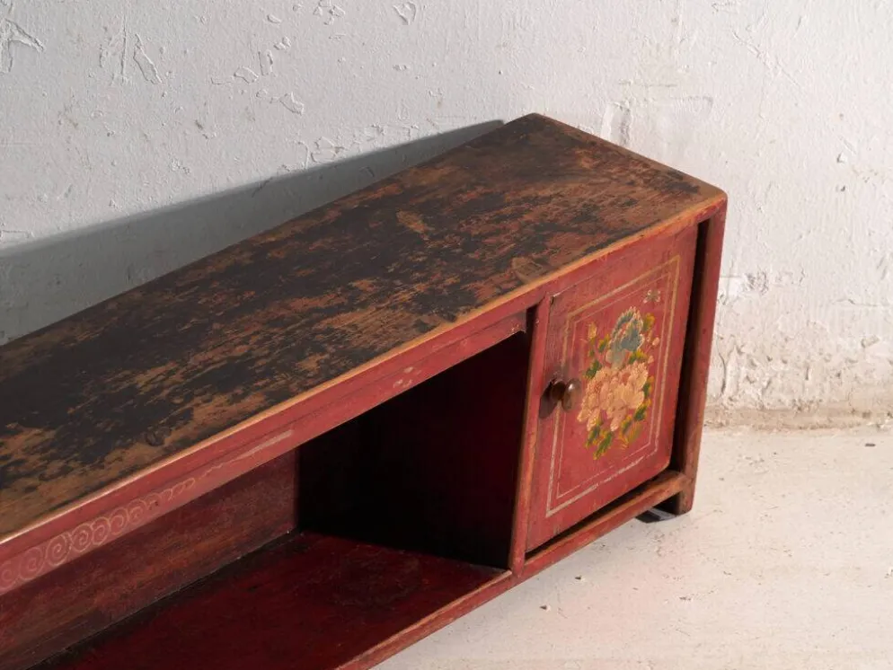 Meuble bas ancien en bois d’orme – Chine, vers 1900
