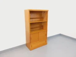 Meuble bibliothèque de rangement vintage en bois de chêne des années 60
