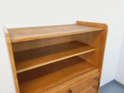 Meuble bibliothèque vintage avec table d’appoint en bois de chêne