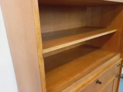 Meuble bibliothèque vintage avec table d’appoint en bois de chêne