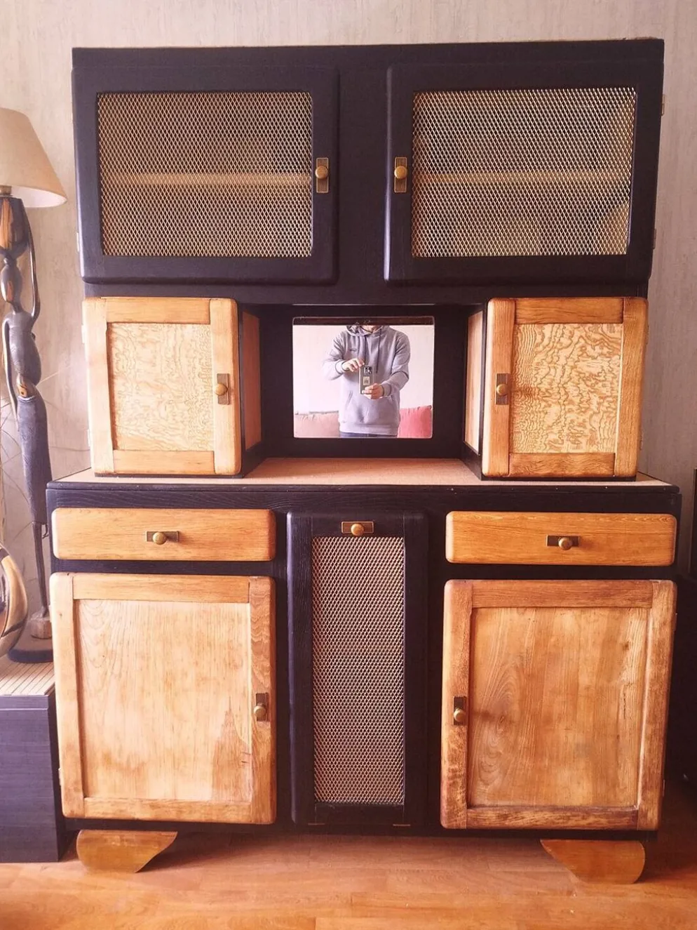 Meuble Buffet Mado vintage année 50 restauré et relooké, chêne massif