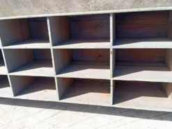 Meuble à cases - atelier