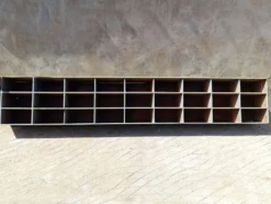 Meuble à cases - atelier