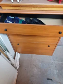 Meuble à chaussures