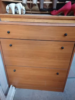 Meuble à chaussures