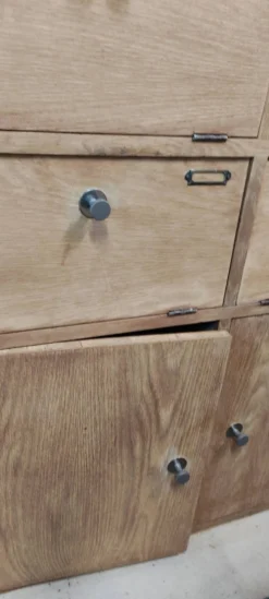 Meuble à clapets