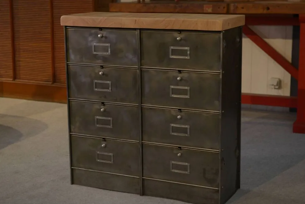 Meuble à clapets Ronéo 2 colonnes 8 clapets travail français vers 1950