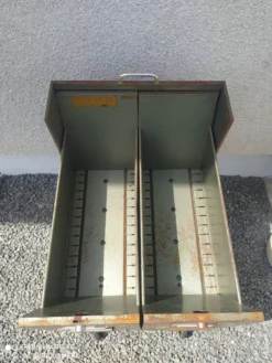 Meuble classeur, caisson à tiroir industriel vintage