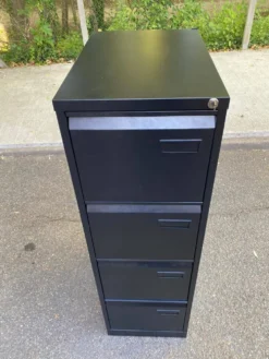 Meuble classeur métallique 4 tiroirs pour dossiers suspendus style industri