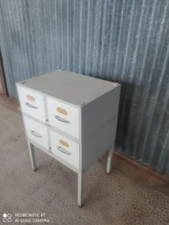 Meuble classeur à tiroirs Strafor