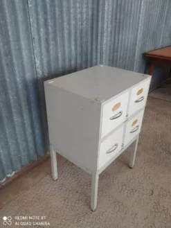 Meuble classeur à tiroirs Strafor