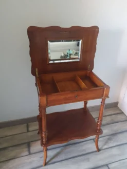 Meuble coiffeuse